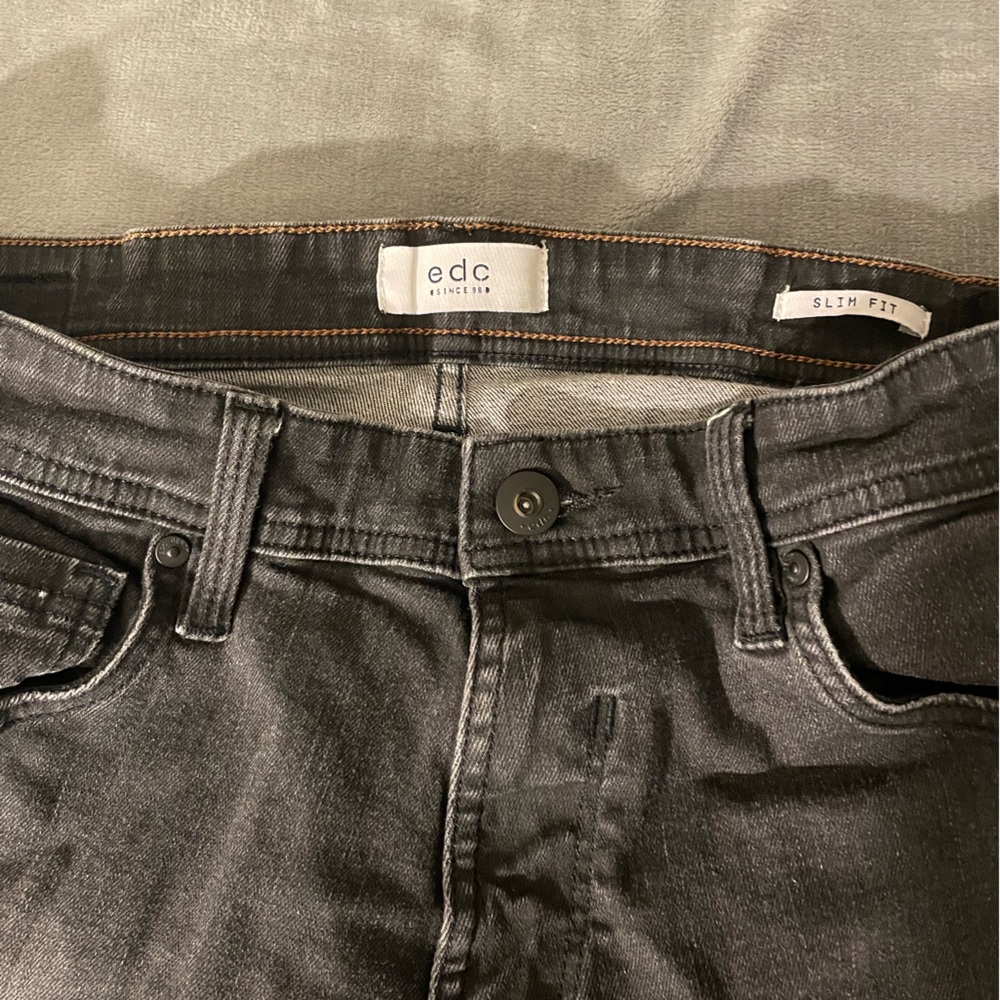 Black slim fit jeans